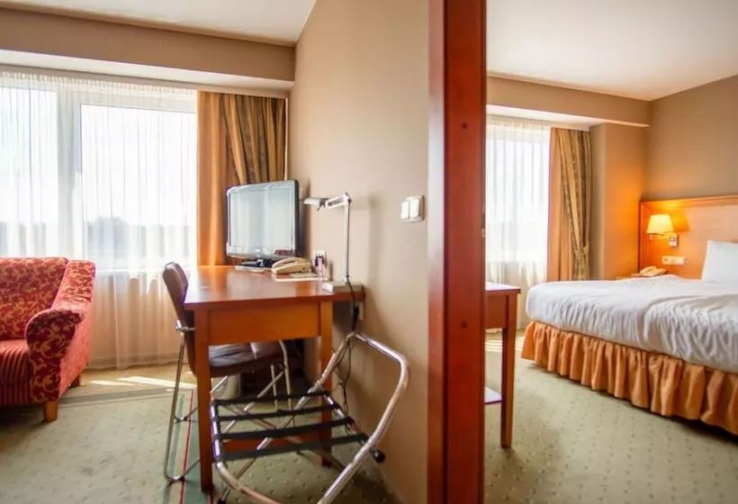 Crowne Plaza Vilnius, An Ihg