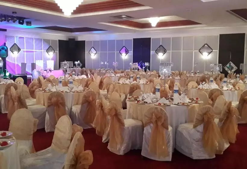 Fotos del hotel Antalya Adonis:  3