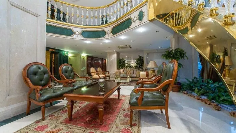 Fotos del hotel Akar International:  12