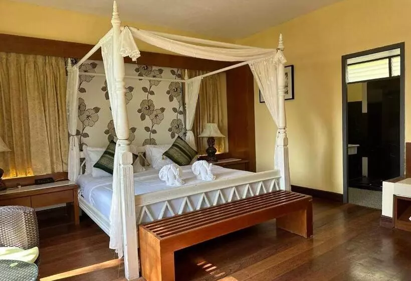 Fotos del hotel Bhumiyama Beach Resort:  25