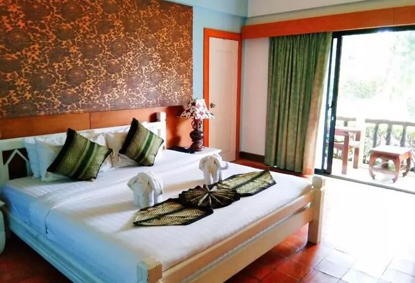 Fotos del hotel Bhumiyama Beach Resort:  12