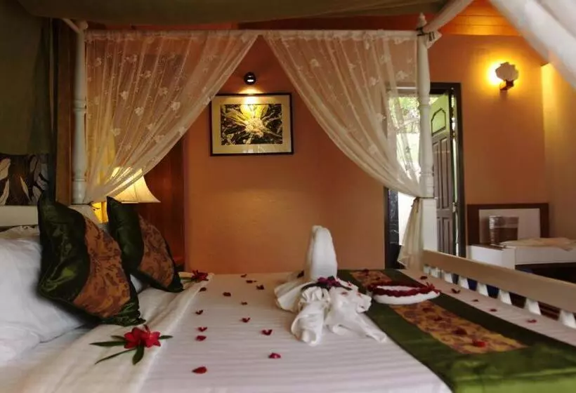 Fotos del hotel Bhumiyama Beach Resort:  10