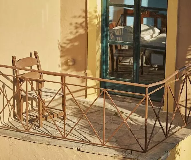 Fotos del hotel Arolithos Traditional Village:  5