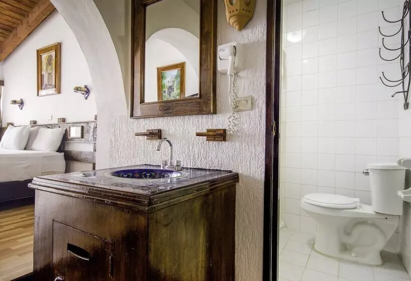 Fotos del hotel Capital O  Central:  14