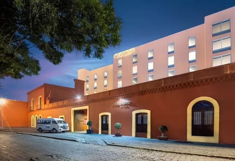 City Express Puebla Centro