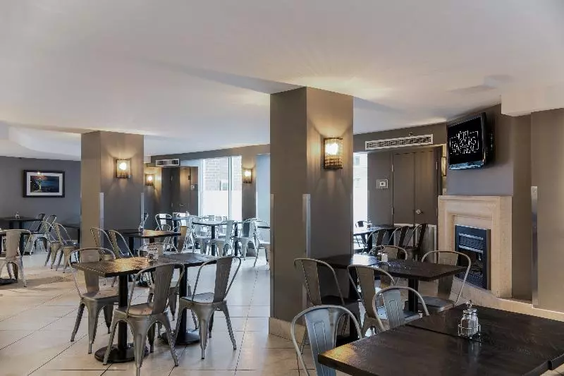 Fotos del hotel Faubourg Montreal Centreville Downtown:  13