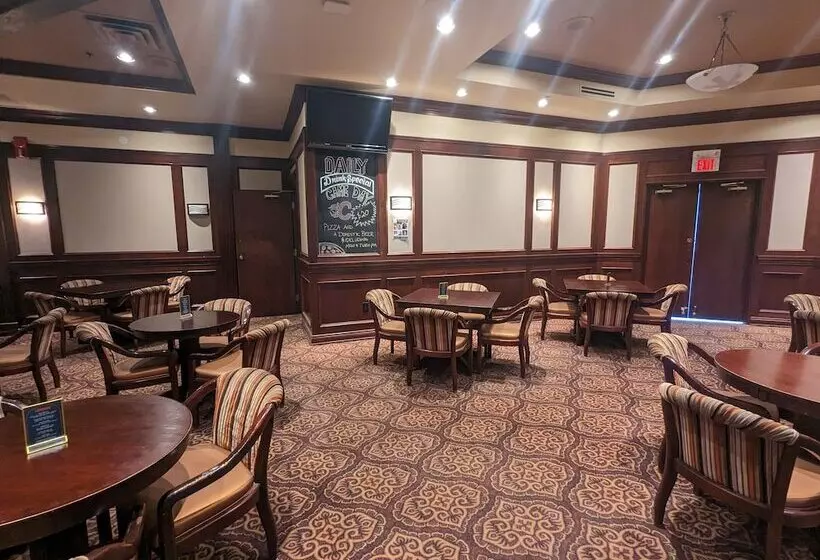 Fotos del hotel Riviera Plaza And Conference Centre Calgary Airport:  7