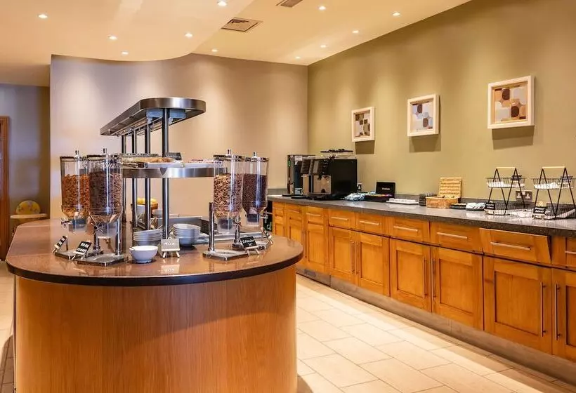 Fotos del hotel Premier Inn Peterborough Norman Cross:  5