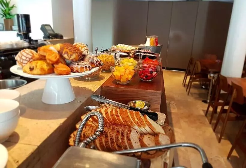 Fotos del hotel Habita:  23