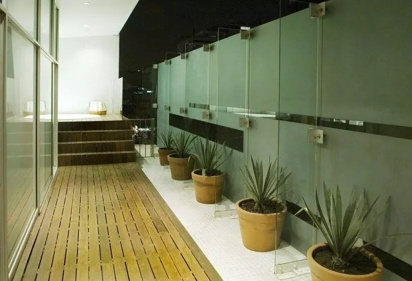 Fotos del hotel Habita:  3
