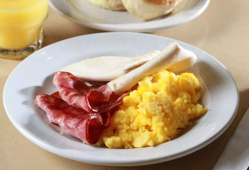 Fotos del hotel Hampton Inn By Hilton Chihuahua City:  17