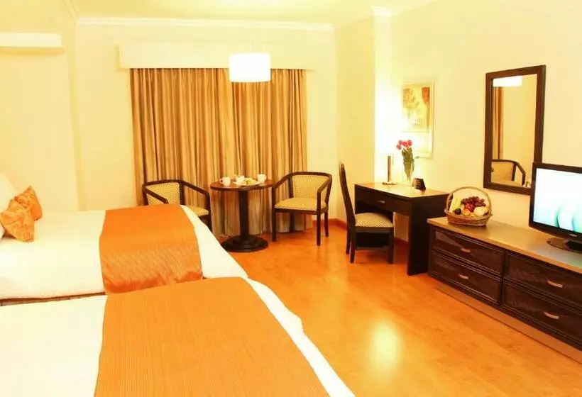 Fotos del hotel Plaza De Oro:  16