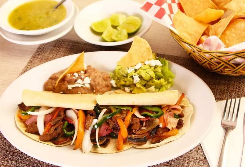 Fotos del hotel Plaza De Oro:  17