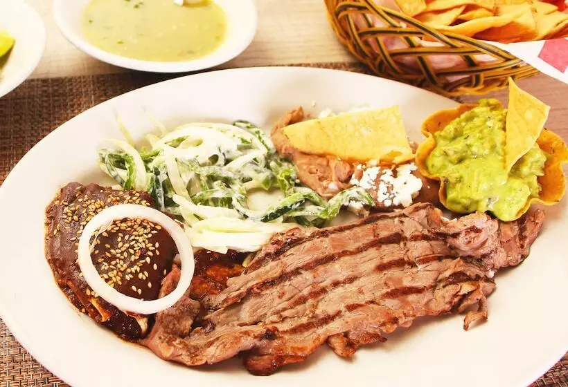 Fotos del hotel Plaza De Oro:  9