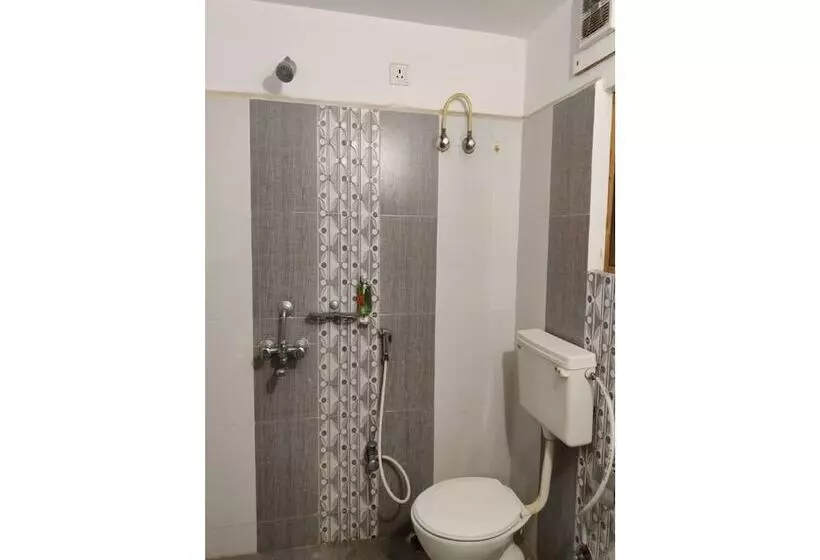 Fotos del hotel Capital O 44354 Jubilee Banjara Suites:  12
