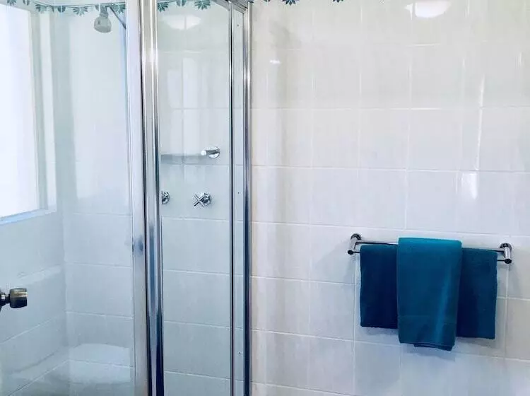 Fotos del hotel Fairway Motor Inn:  4