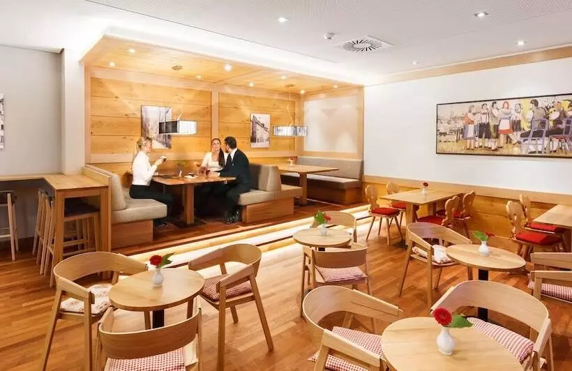 Fotos del hotel Holiday Inn Nürnberg City Centre, An Ihg:  12