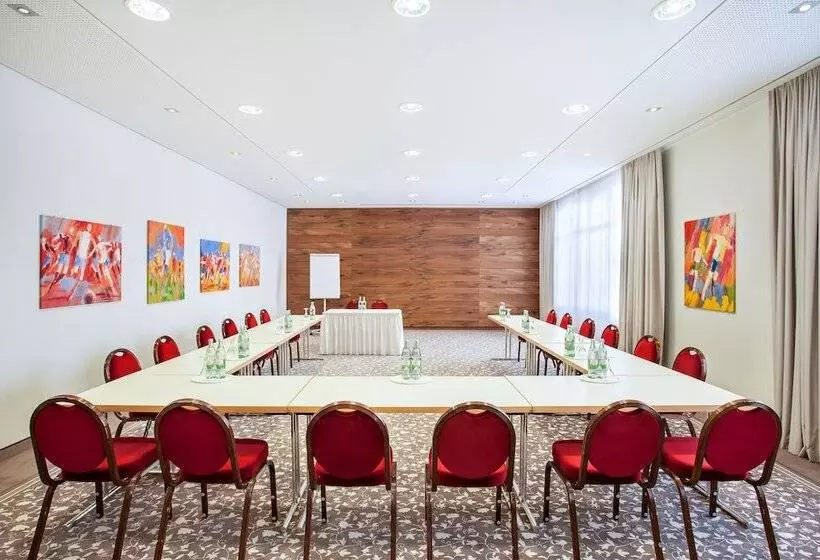 Fotos del hotel Holiday Inn Nürnberg City Centre, An Ihg:  16