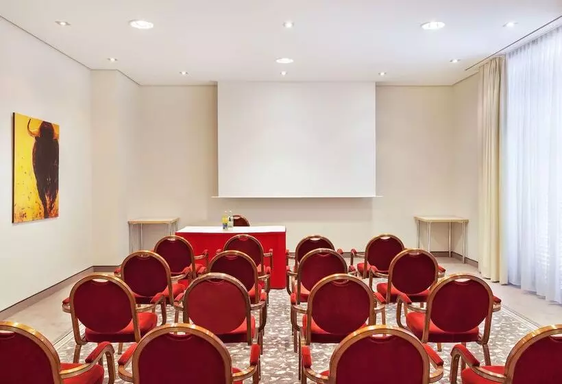 Fotos del hotel Holiday Inn Nürnberg City Centre, An Ihg:  18