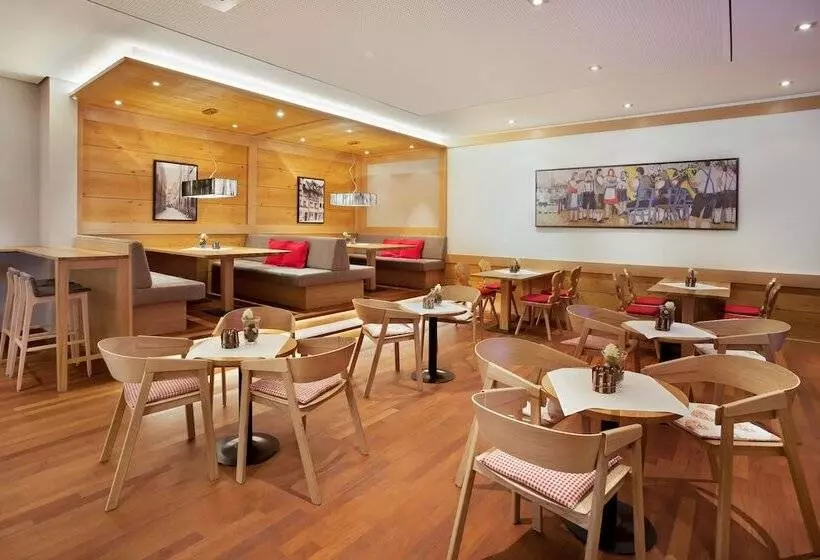 Fotos del hotel Holiday Inn Nürnberg City Centre, An Ihg:  11