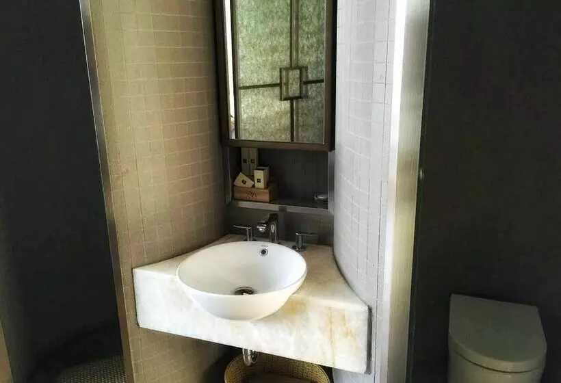 Fotos del hotel Noble Center:  9