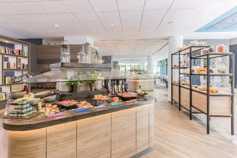 Fotos del hotel Park Inn By Radisson Köln City West:  8