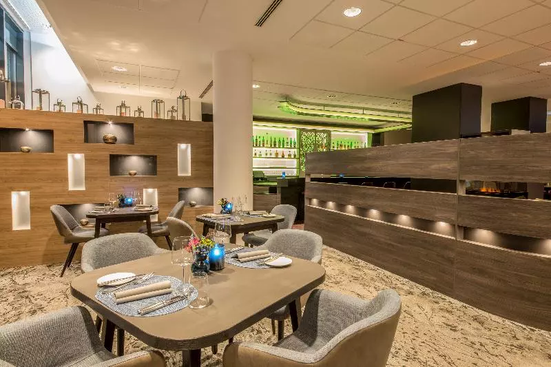 Fotos del hotel Park Inn By Radisson Köln City West:  4