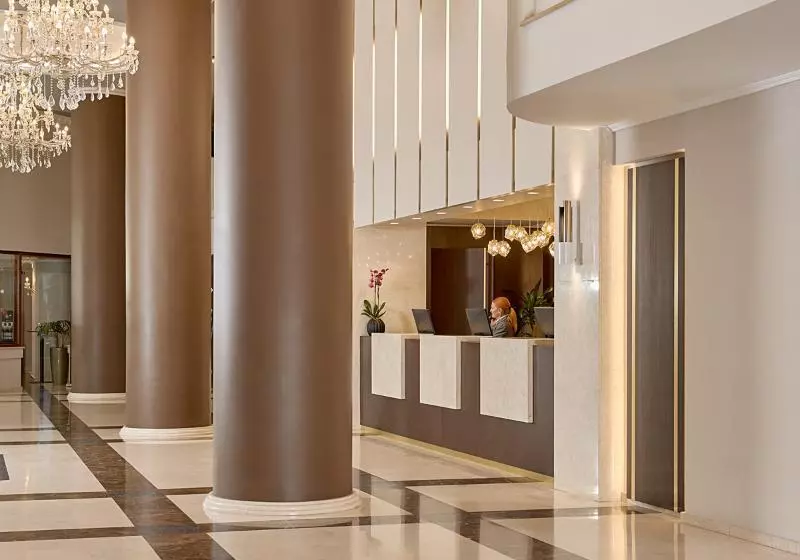 Fotos del hotel Grand  Palace:  21