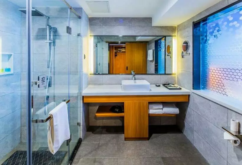 Fotos del hotel Linda Seaview:  14