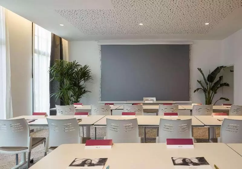 Fotos del hotel Mercure Avignon Gare Tgv:  11