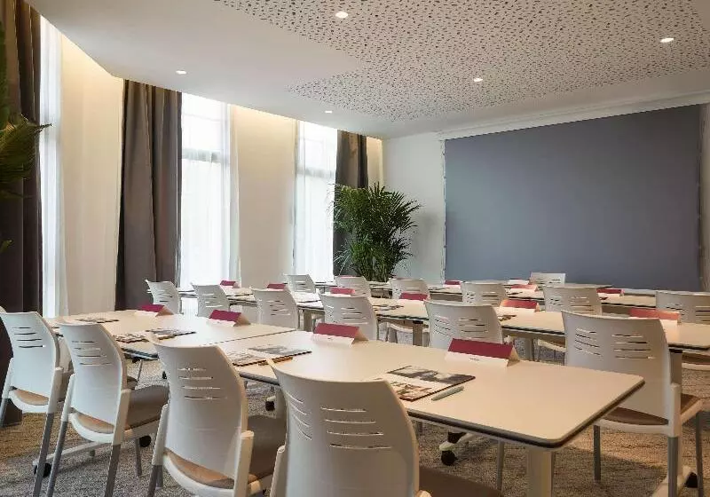 Fotos del hotel Mercure Avignon Gare Tgv:  13