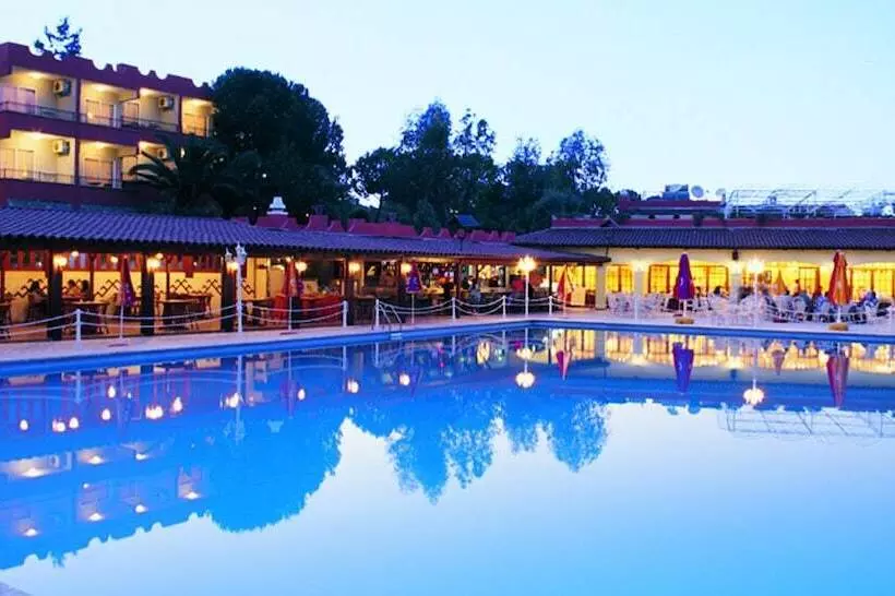 Fotos del hotel Pigale Family Club:  17