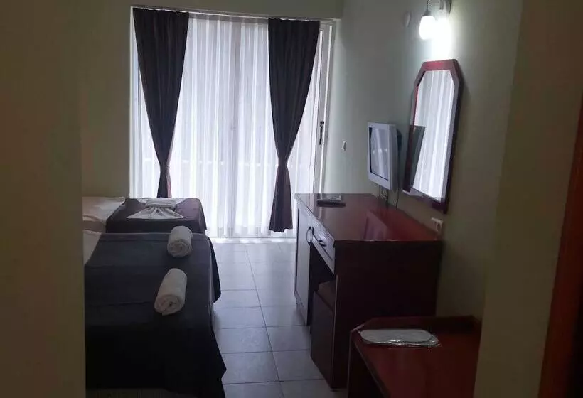 Fotos del hotel Pigale Family Club:  15