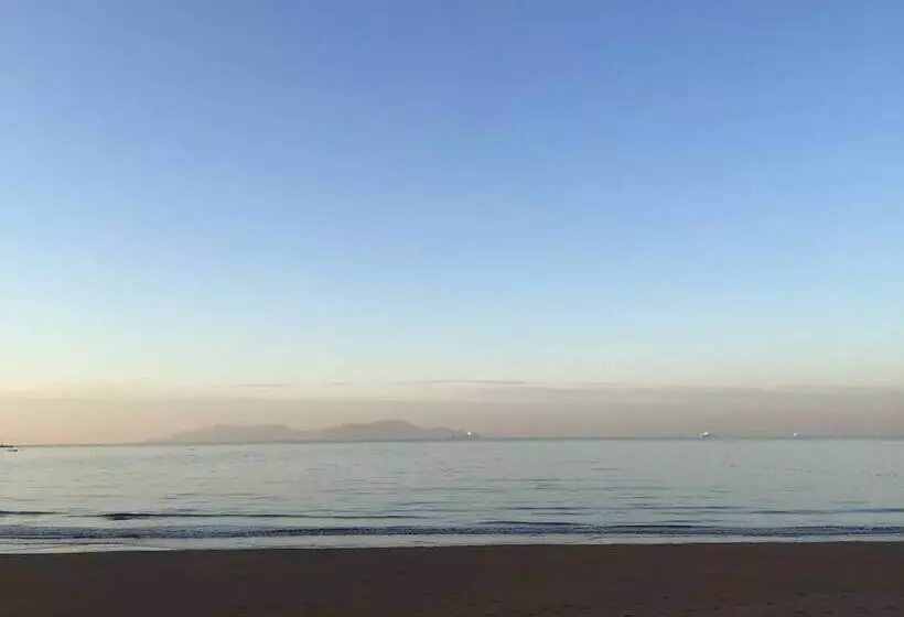 Fotos del hotel Qingdao Donghai:  18