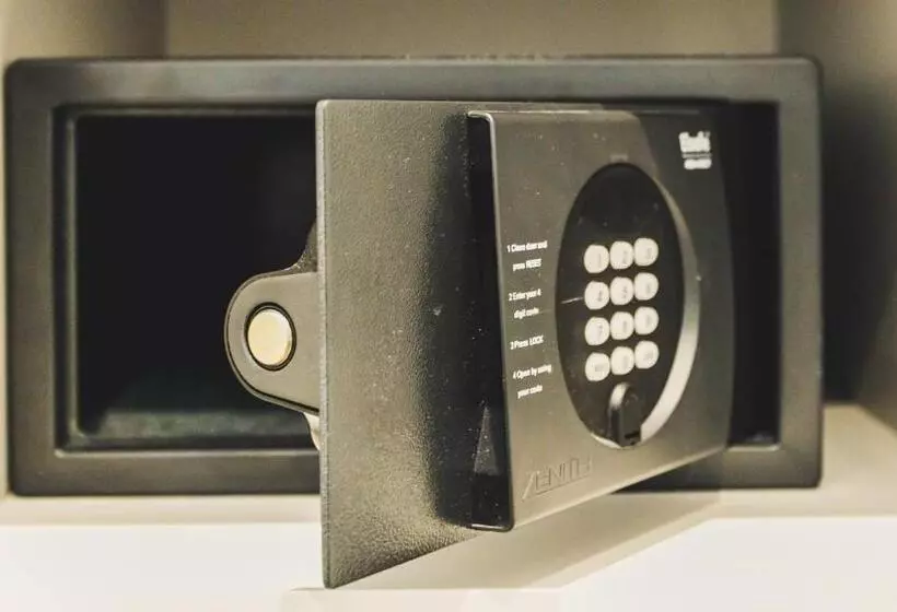 Fotos del hotel Flora  & Suites:  16