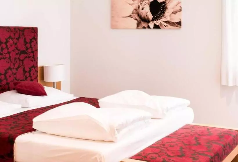 Fotos del hotel Flora  & Suites:  22