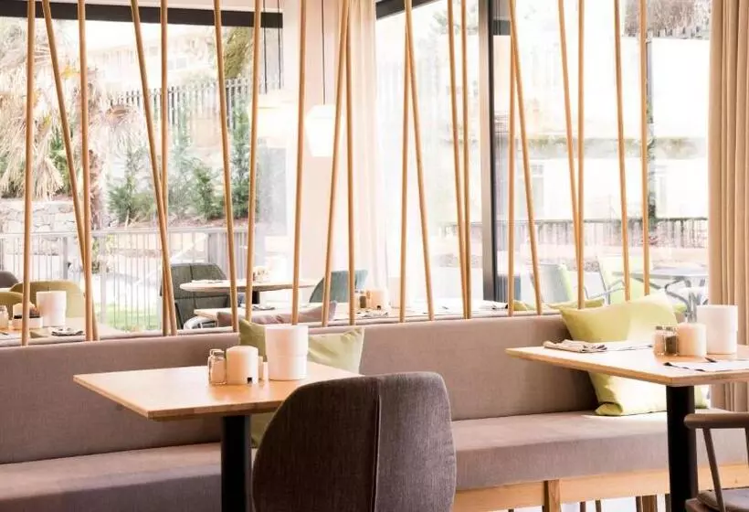 Fotos del hotel Flora  & Suites:  10