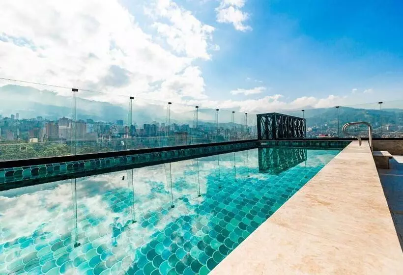 Fotos del hotel York Luxury Suites Medellin:  2
