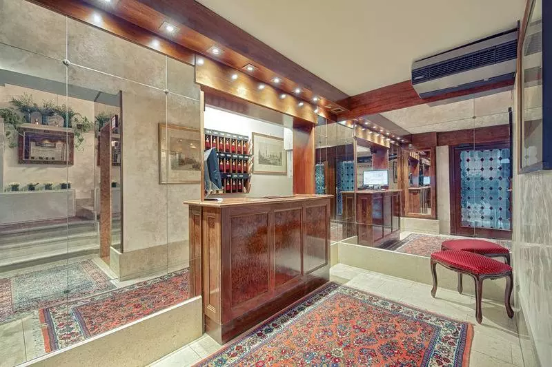 Fotos del hotel Firenze:  2