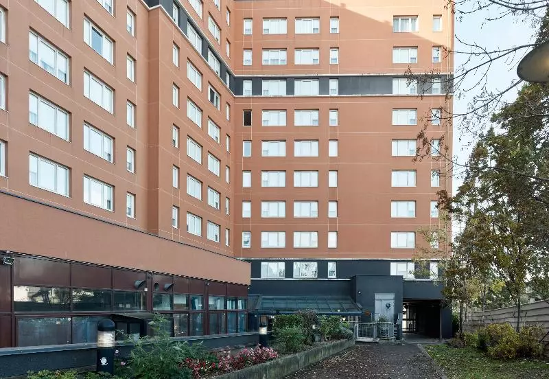 Novotel Suites Paris Nord 18ème