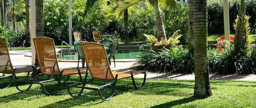 Fotos del hotel Cairns Beach Resort:  12