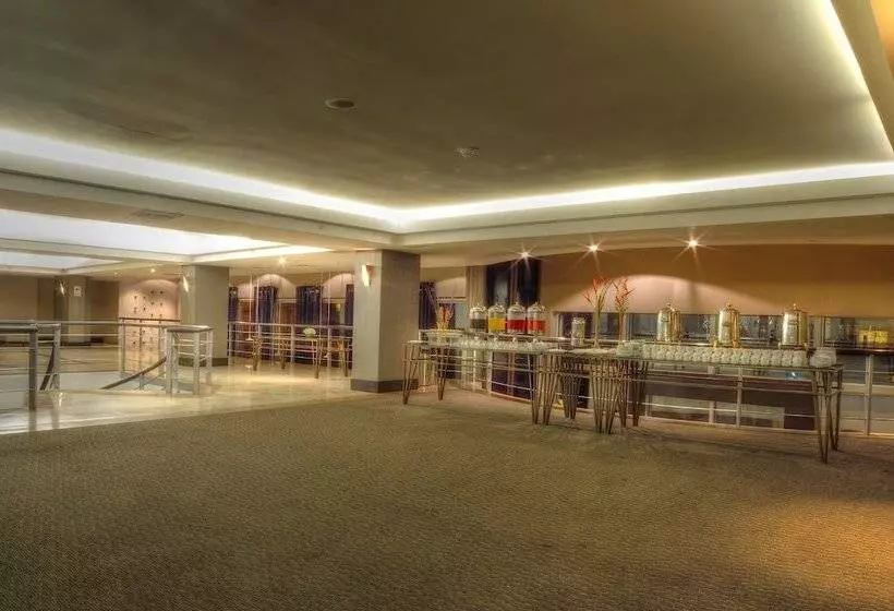 Fotos del hotel Sol De Oro  & Suites:  9