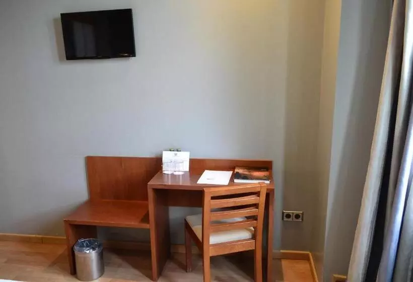 Fotos del hotel Alda Palacio Valdés:  22