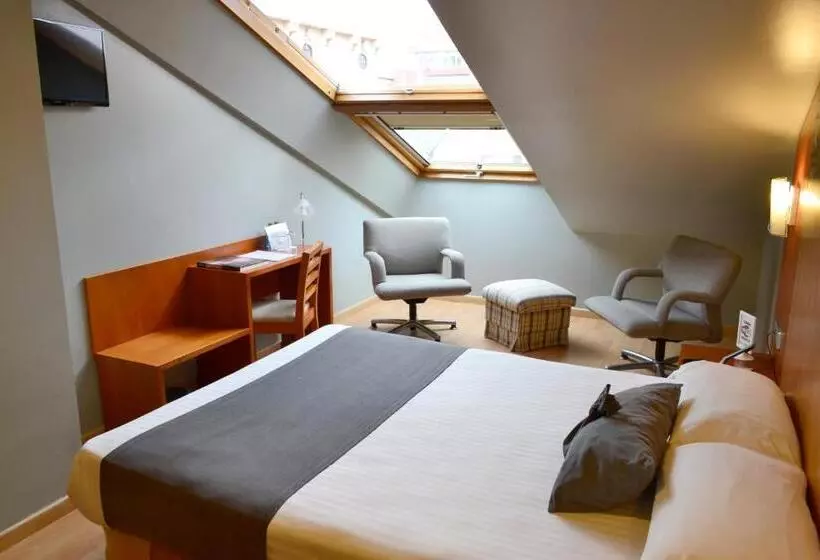 Fotos del hotel Alda Palacio Valdés:  15