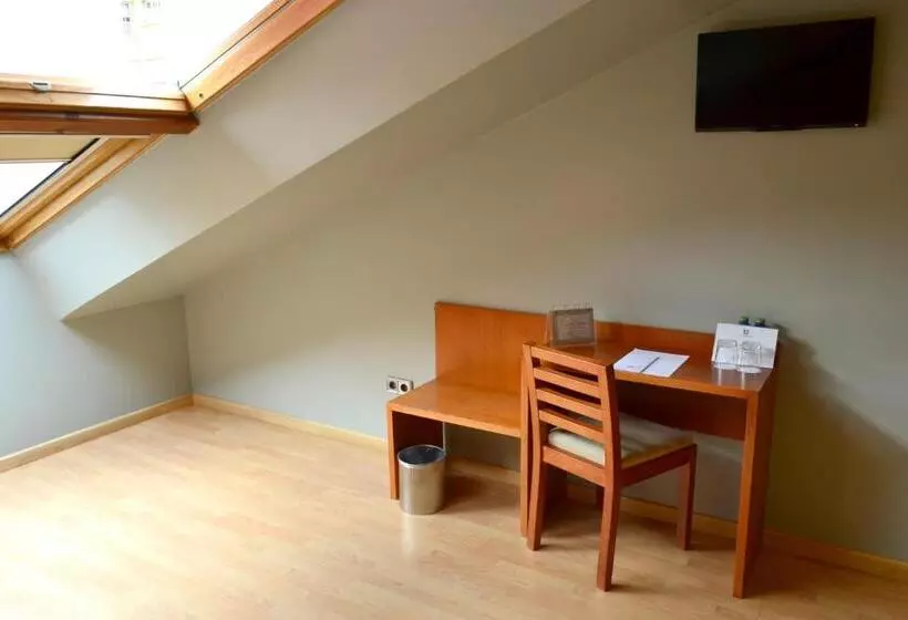 Fotos del hotel Alda Palacio Valdés:  25