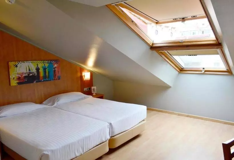 Fotos del hotel Alda Palacio Valdés:  10