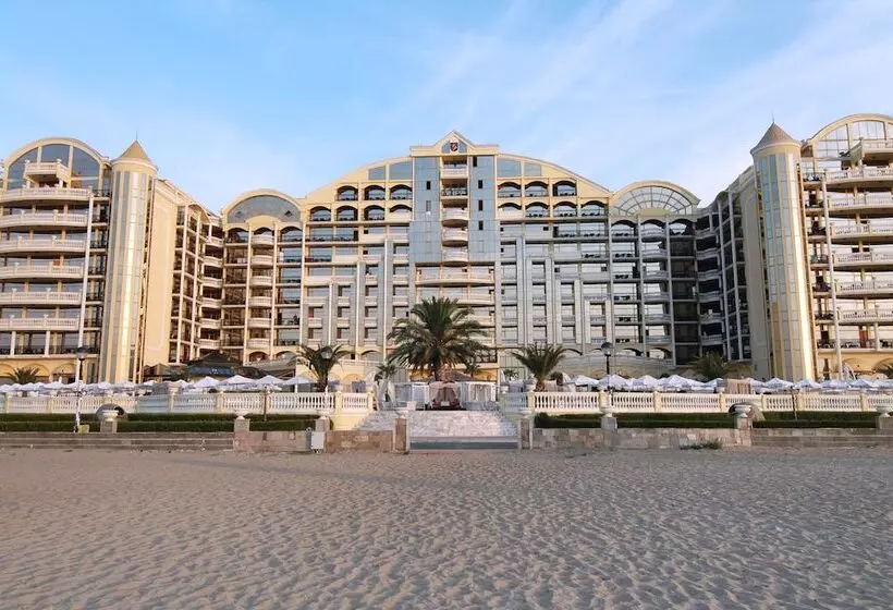 Fotos del hotel Imperial Palace:  1