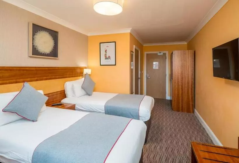 Fotos del hotel Mehfil:  11