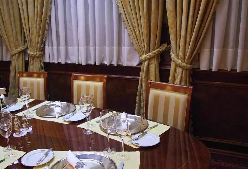 Fotos del hotel President:  22