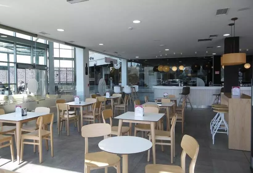 Fotos del hotel Valcarce Ferrol:  14